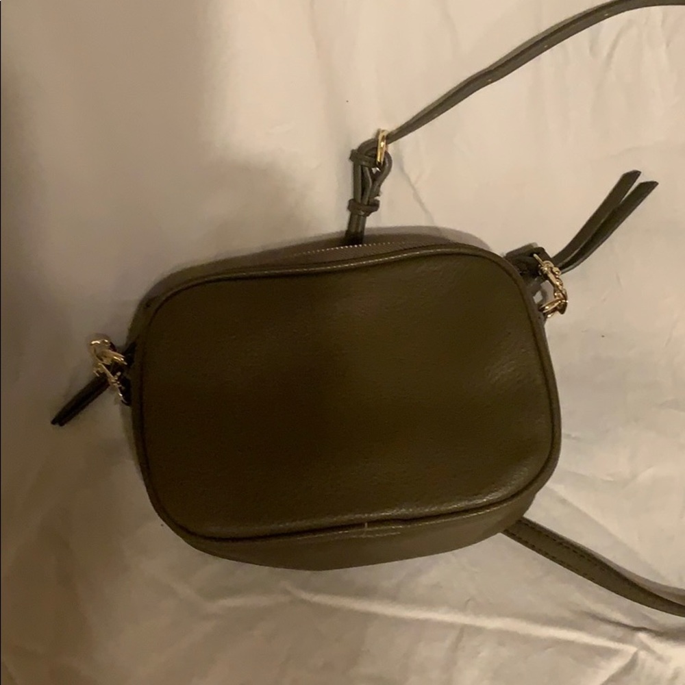 Green shoulder bag
